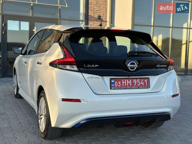 Хэтчбек Nissan Leaf 2019 в Тернополе