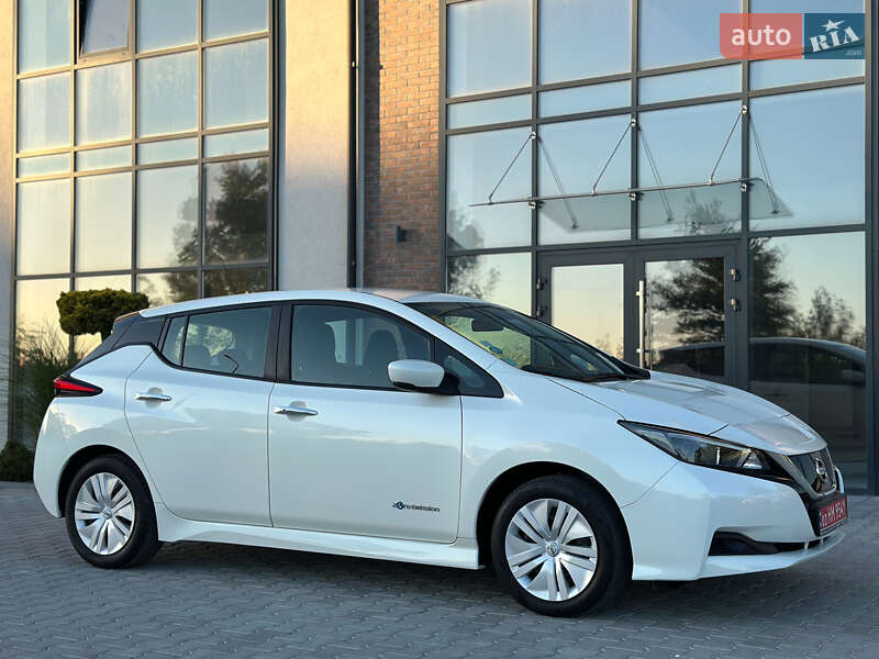 Хэтчбек Nissan Leaf 2019 в Тернополе