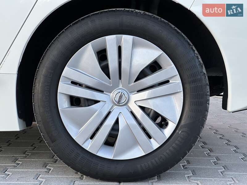 Хэтчбек Nissan Leaf 2019 в Тернополе