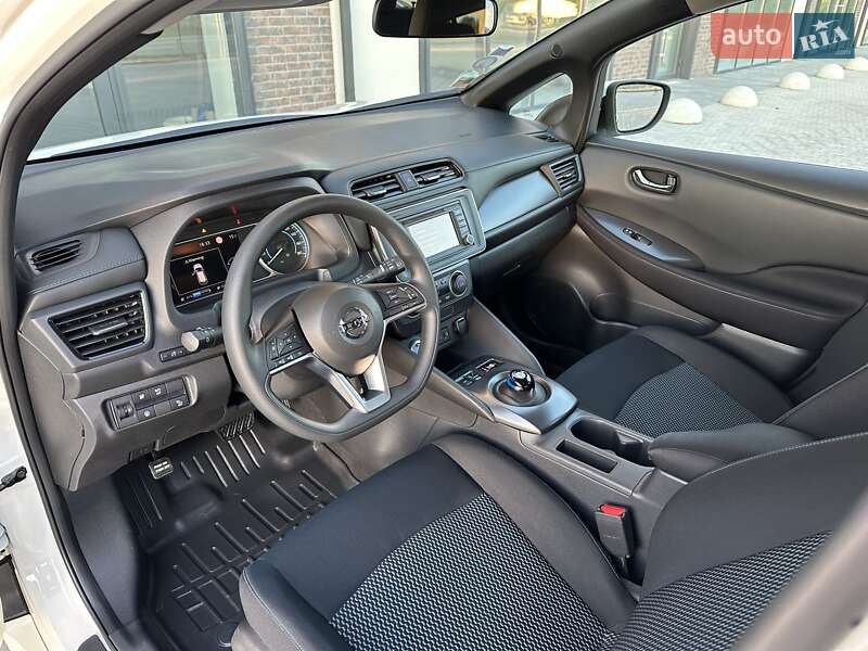 Хэтчбек Nissan Leaf 2019 в Тернополе