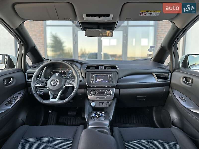 Хэтчбек Nissan Leaf 2019 в Тернополе