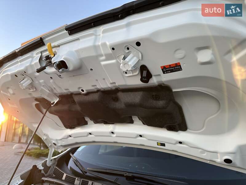 Хэтчбек Nissan Leaf 2019 в Тернополе