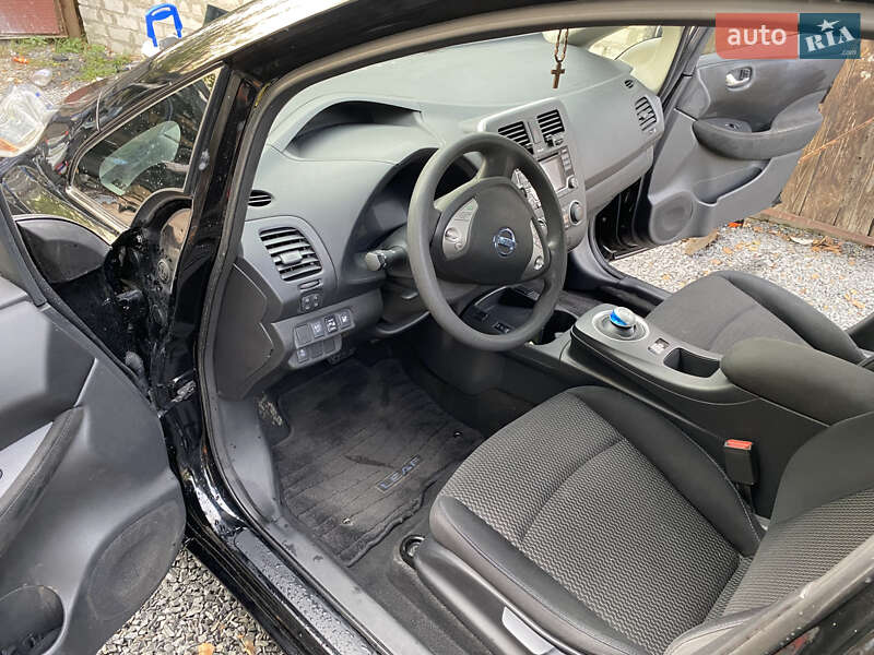 Хетчбек Nissan Leaf 2016 в Рівному