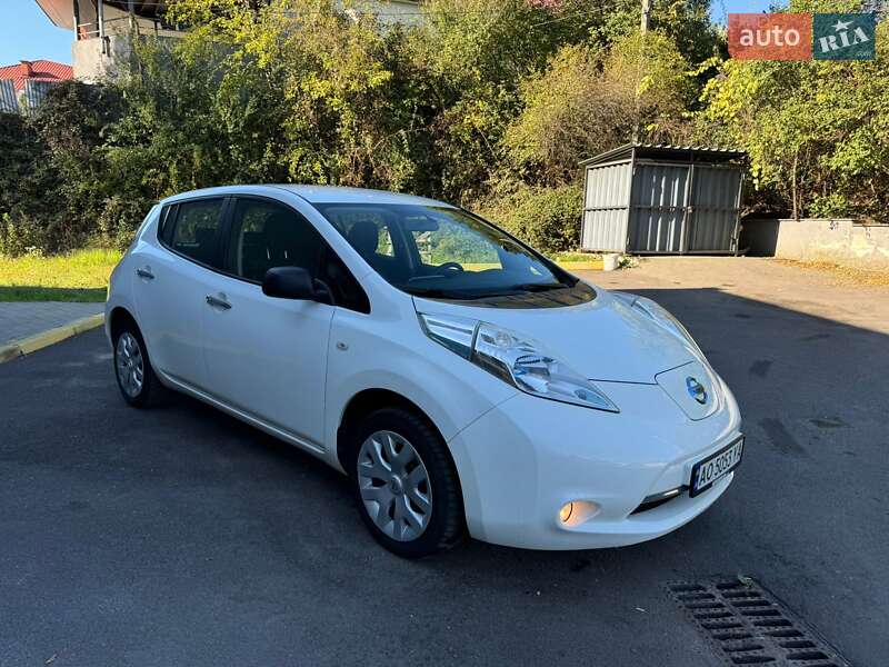 Хетчбек Nissan Leaf 2014 в Ужгороді фото 3 Хетчбек Nissan Leaf 2014 в Ужгороді