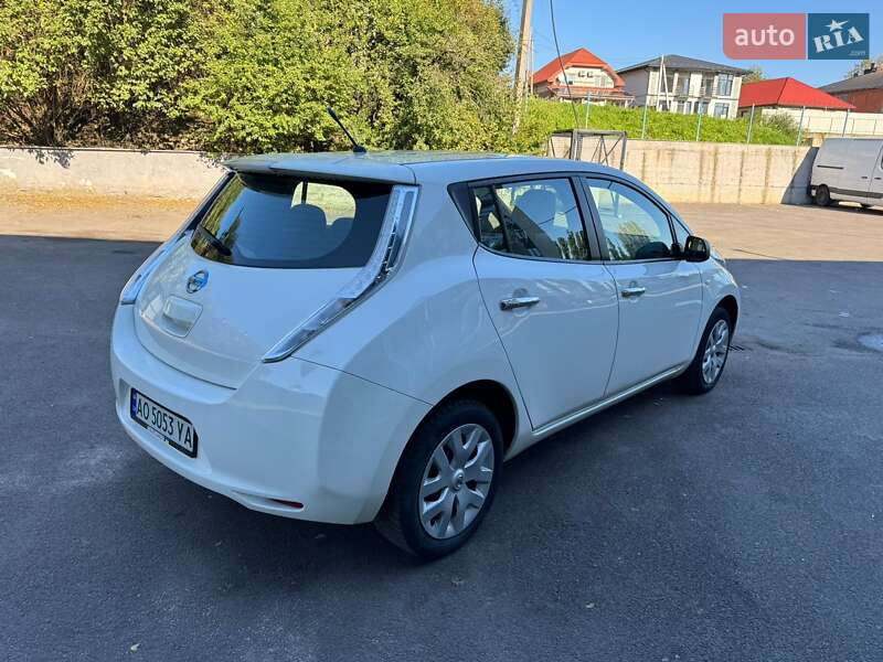 Хетчбек Nissan Leaf 2014 в Ужгороді фото 7 Хетчбек Nissan Leaf 2014 в Ужгороді