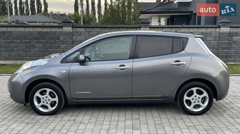 Хэтчбек Nissan Leaf 2014 в Ровно