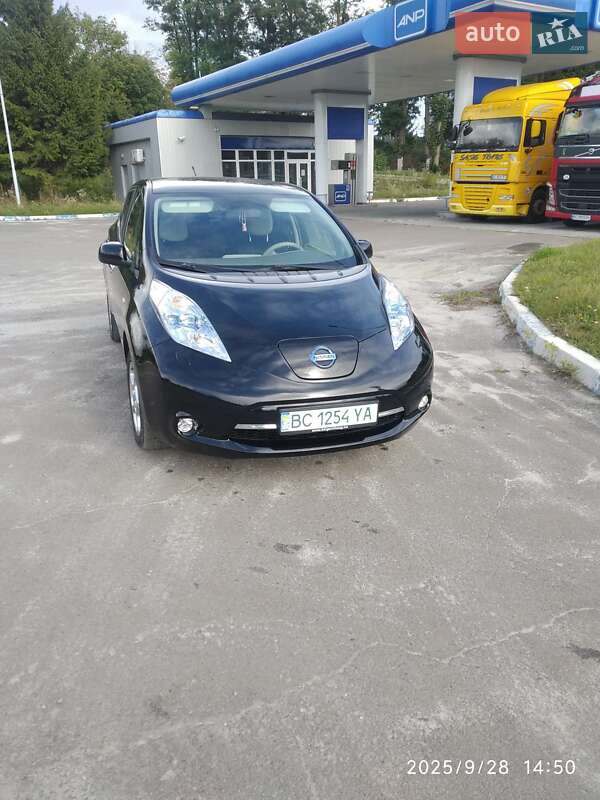 Хетчбек Nissan Leaf 2012 в Львові