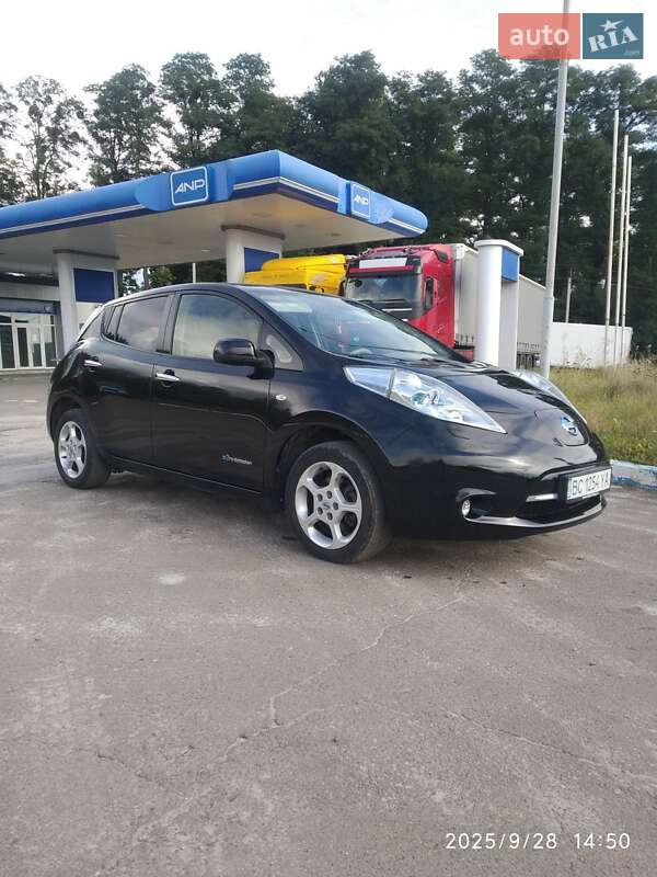 Хетчбек Nissan Leaf 2012 в Львові