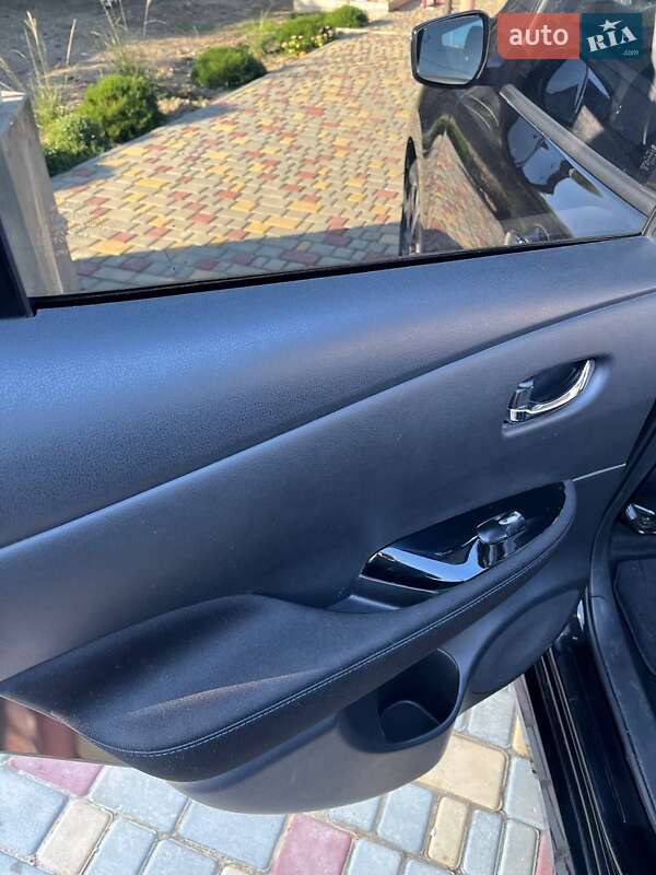Хэтчбек Nissan Leaf 2018 в Белгороде-Днестровском фото 4 Хэтчбек Nissan Leaf 2018 в Белгороде-Днестровском
