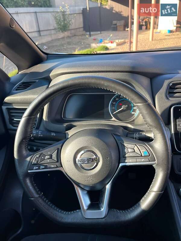 Хэтчбек Nissan Leaf 2018 в Белгороде-Днестровском фото 8 Хэтчбек Nissan Leaf 2018 в Белгороде-Днестровском