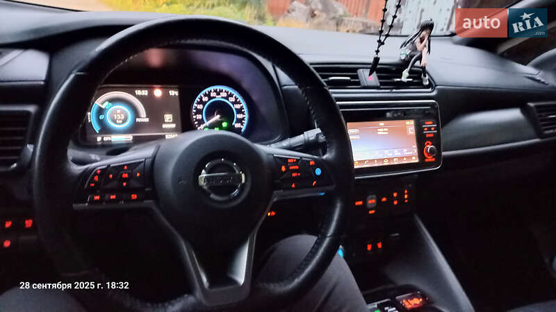 Хетчбек Nissan Leaf 2018 в Полтаві