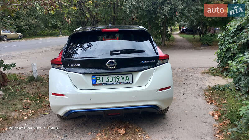 Хетчбек Nissan Leaf 2018 в Полтаві