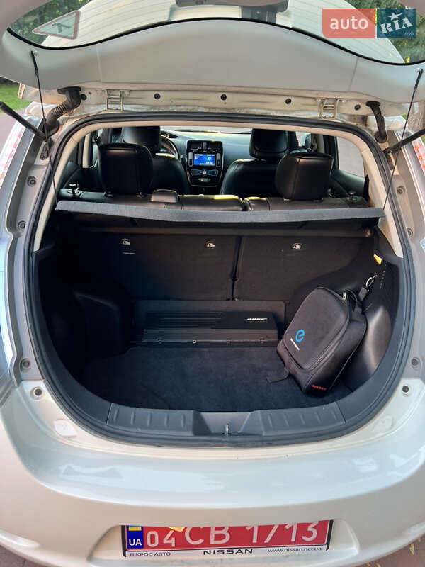 Хетчбек Nissan Leaf 2013 в Кременчуці