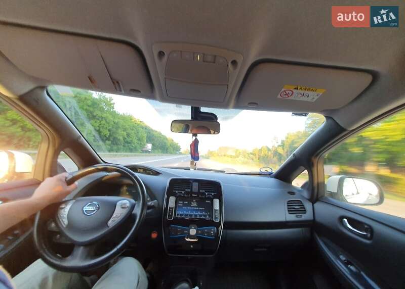 Хэтчбек Nissan Leaf 2016 в Хмельницком фото 3 Хэтчбек Nissan Leaf 2016 в Хмельницком