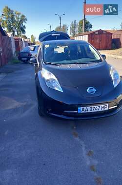 Хэтчбек Nissan Leaf 2014 в Киеве