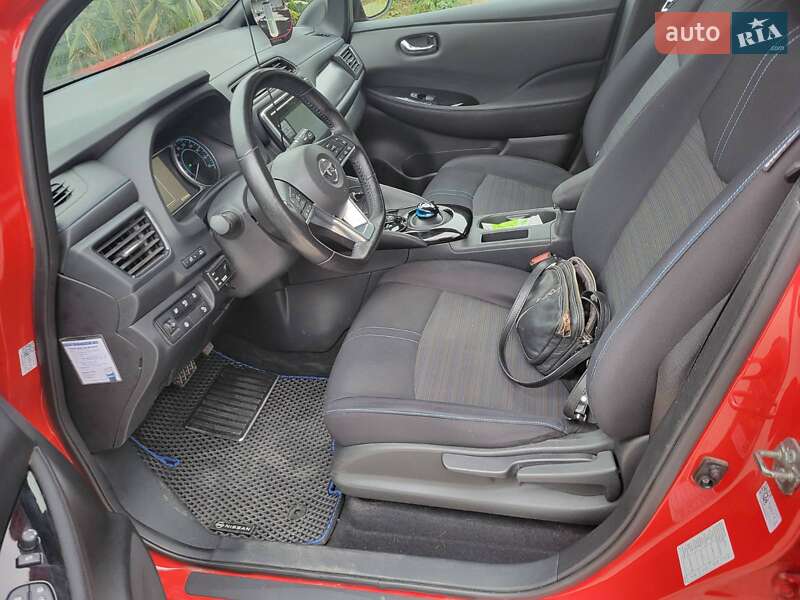Хэтчбек Nissan Leaf 2018 в Виннице фото 12 Хэтчбек Nissan Leaf 2018 в Виннице