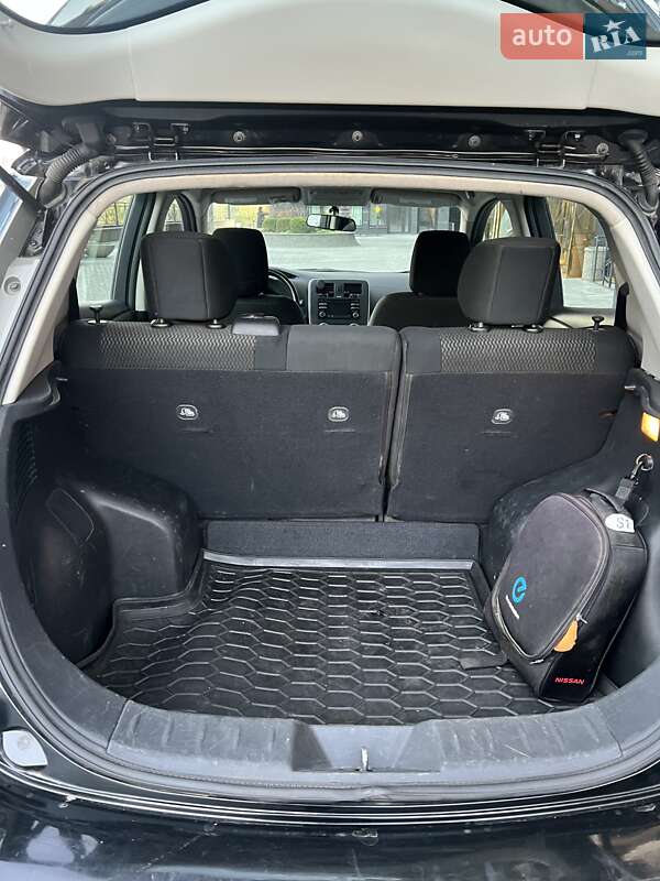 Хэтчбек Nissan Leaf 2015 в Киеве фото 4 Хэтчбек Nissan Leaf 2015 в Киеве