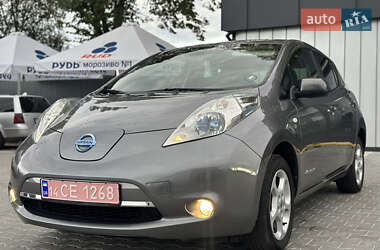 Хетчбек Nissan Leaf 2013 в 