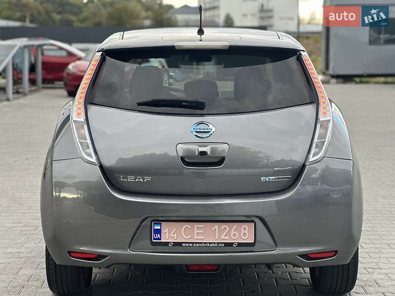 Хэтчбек Nissan Leaf 2013 в Владимире