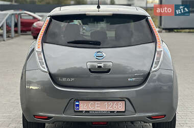 Хетчбек Nissan Leaf 2013 в 