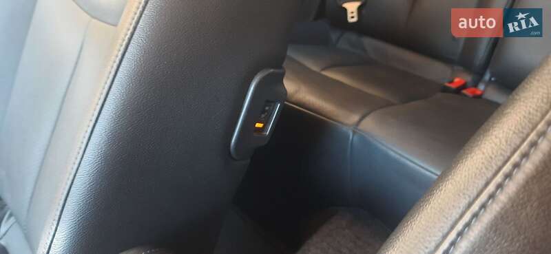 Хэтчбек Nissan Leaf 2013 в Ужгороде