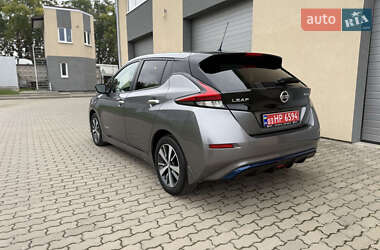 Хэтчбек Nissan Leaf 2018 в 