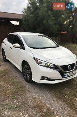 Хетчбек Nissan Leaf 2021 в Харкові