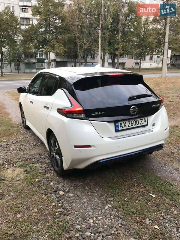 Хэтчбек Nissan Leaf 2021 в Харькове