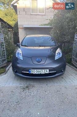 Хетчбек Nissan Leaf 2013 в Тернополі