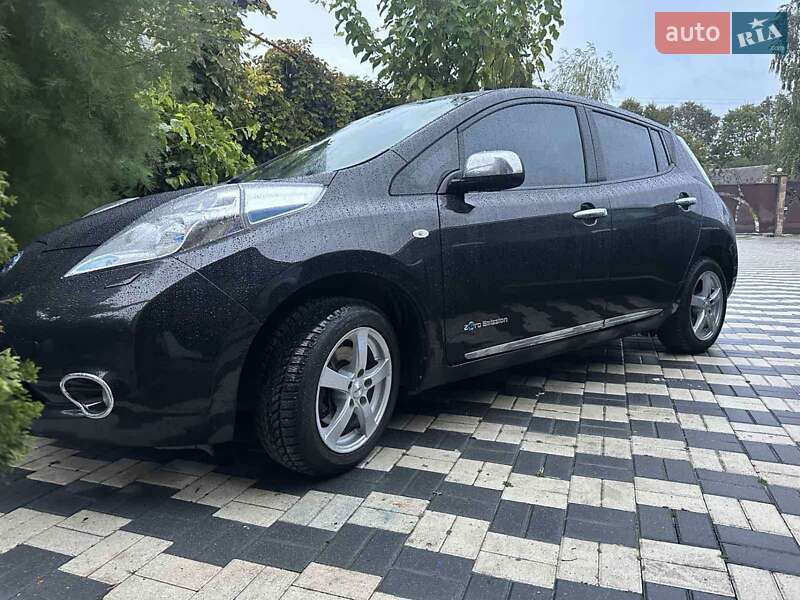 Хетчбек Nissan Leaf 2013 в Тернополі