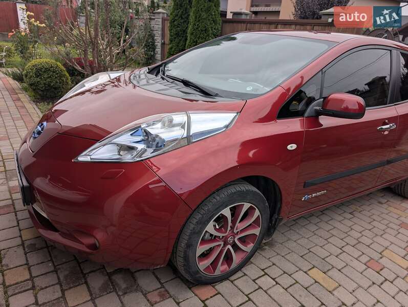Хетчбек Nissan Leaf 2012 в Білій Криниці фото 6 Хетчбек Nissan Leaf 2012 в Білій Криниці