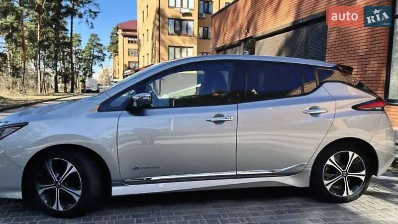 Хэтчбек Nissan Leaf 2018 в Кропивницком фото 25 Хэтчбек Nissan Leaf 2018 в Кропивницком