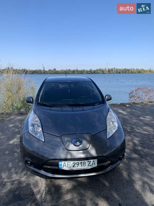 Хэтчбек Nissan Leaf 2014 в Днепре фото 2 Хэтчбек Nissan Leaf 2014 в Днепре
