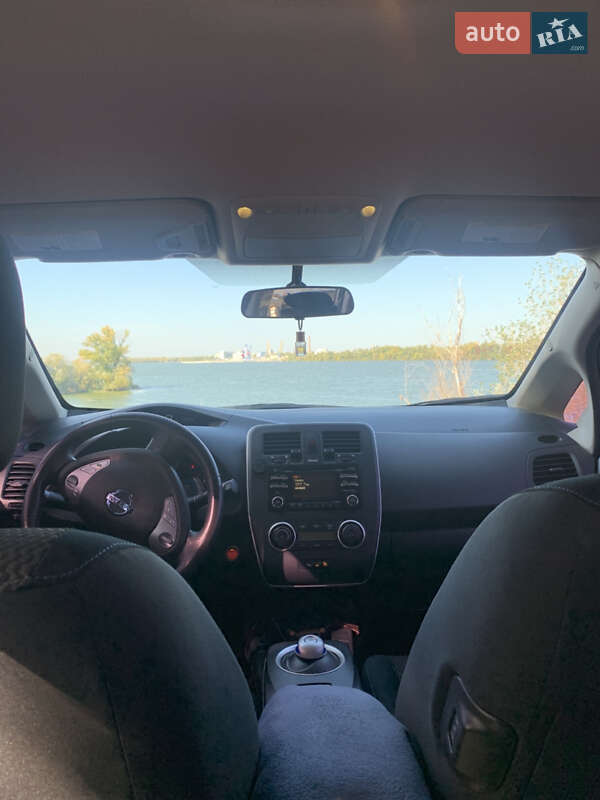 Хэтчбек Nissan Leaf 2014 в Днепре фото 21 Хэтчбек Nissan Leaf 2014 в Днепре