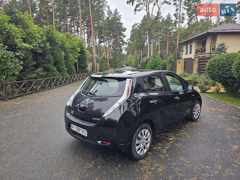 Хэтчбек Nissan Leaf 2015 в Буче фото 6 Хэтчбек Nissan Leaf 2015 в Буче
