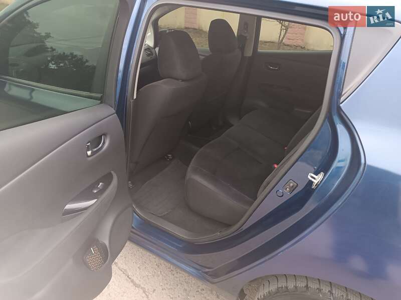 Хэтчбек Nissan Leaf 2017 в Одессе