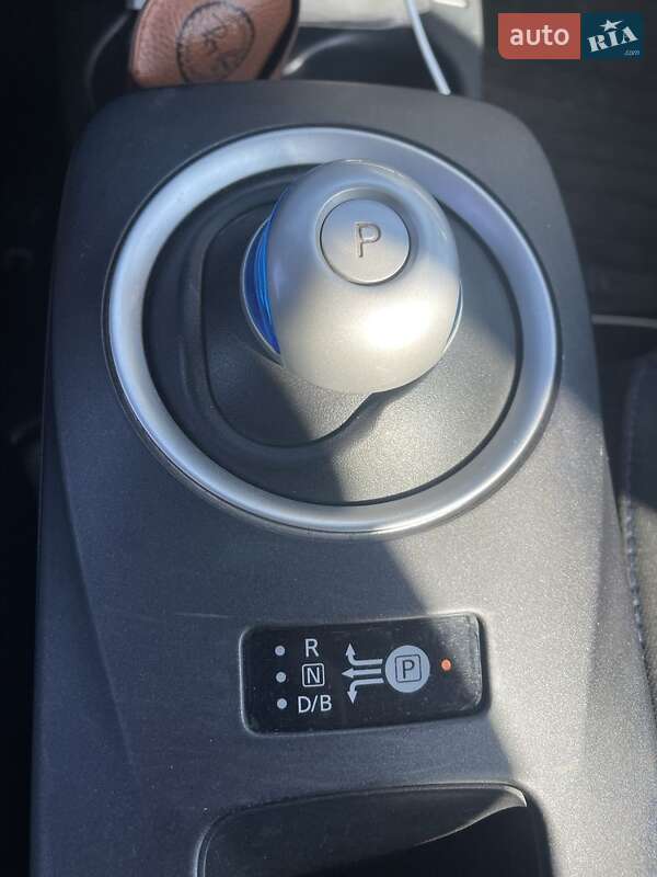 Хэтчбек Nissan Leaf 2014 в Кривом Роге фото 4 Хэтчбек Nissan Leaf 2014 в Кривом Роге