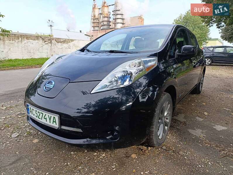 Хэтчбек Nissan Leaf 2013 в Луцке