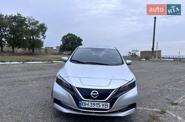 Хэтчбек Nissan Leaf 2018 в Белгороде-Днестровском