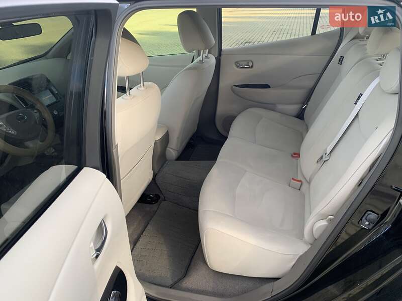 Хэтчбек Nissan Leaf 2014 в Одессе