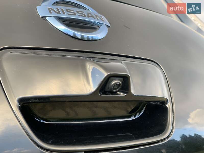 Хэтчбек Nissan Leaf 2014 в Одессе