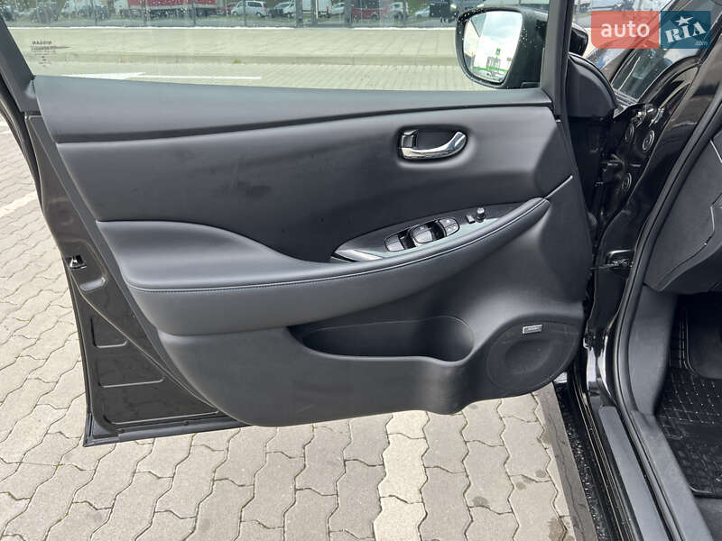 Хэтчбек Nissan Leaf 2021 в Львове фото 13 Хэтчбек Nissan Leaf 2021 в Львове