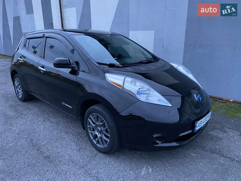 Хэтчбек Nissan Leaf 2014 в Виннице