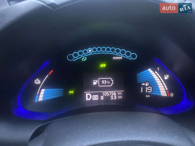 Хэтчбек Nissan Leaf 2014 в Виннице