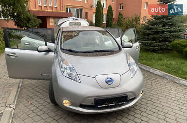Хэтчбек Nissan Leaf 2012 в Луцке
