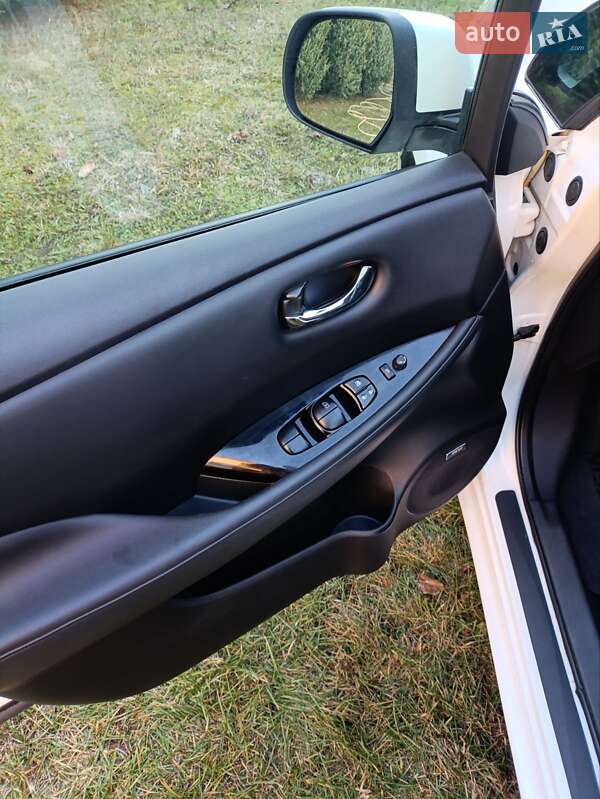 Хетчбек Nissan Leaf 2014 в Кропивницькому фото 22 Хетчбек Nissan Leaf 2014 в Кропивницькому