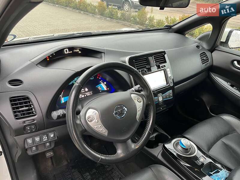 Хэтчбек Nissan Leaf 2015 в Житомире фото 14 Хэтчбек Nissan Leaf 2015 в Житомире