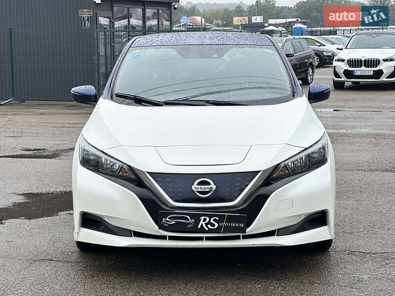 Nissan Leaf 2011