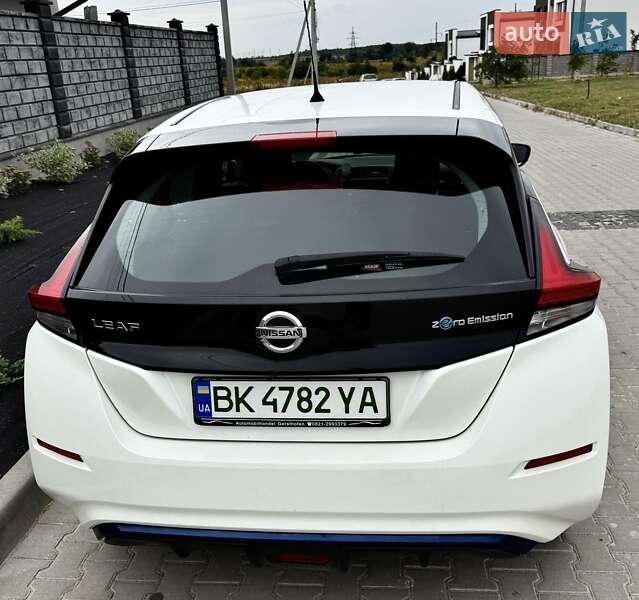 Хетчбек Nissan Leaf 2020 в Рівному