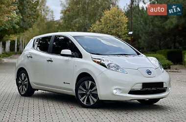 Хетчбек Nissan Leaf 2015 в Одесі